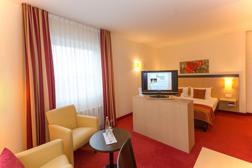 Montana-Hotel Ellwangen Exterior foto